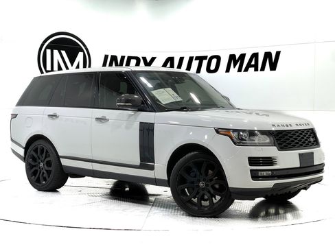 Used 2015 Land Rover Range Rover Supercharged image 2