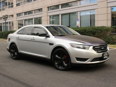Used 2016 Ford Taurus SE
