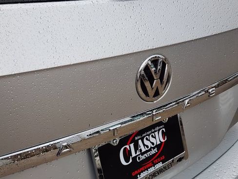 Used 2019 Volkswagen Atlas SE FWD image 8
