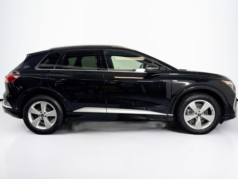 Used 2024 Audi Q4 e-tron Premium Plus w/ Premium Plus image 4
