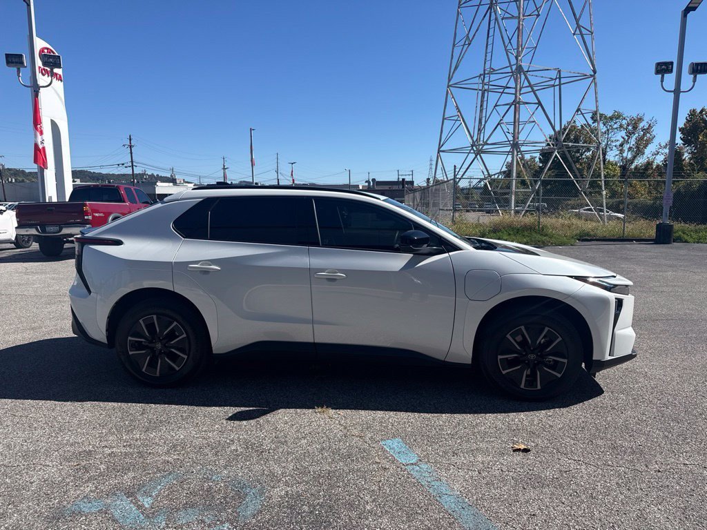Used 2026 Toyota bZ AWD/4WD image 4