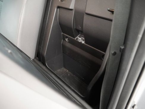 Used 2021 Toyota Tacoma SR image 27