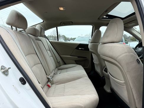 Used 2014 Honda Accord EX image 22