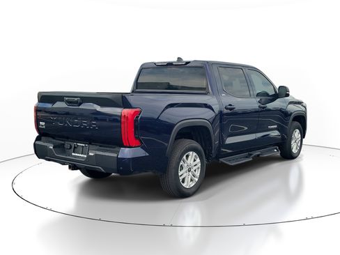 Used 2024 Toyota Tundra SR5 w/ SR5 Convenience Package AWD/4WD image 6