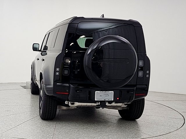 New 2026 Land Rover Defender 110 X-Dynamic SE AWD/4WD image 6