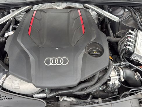 Used 2023 Audi S4 Premium Plus w/ Premium Plus Package AWD/4WD image 25