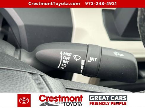 Used 2024 Toyota Tacoma TRD Off-Road image 17