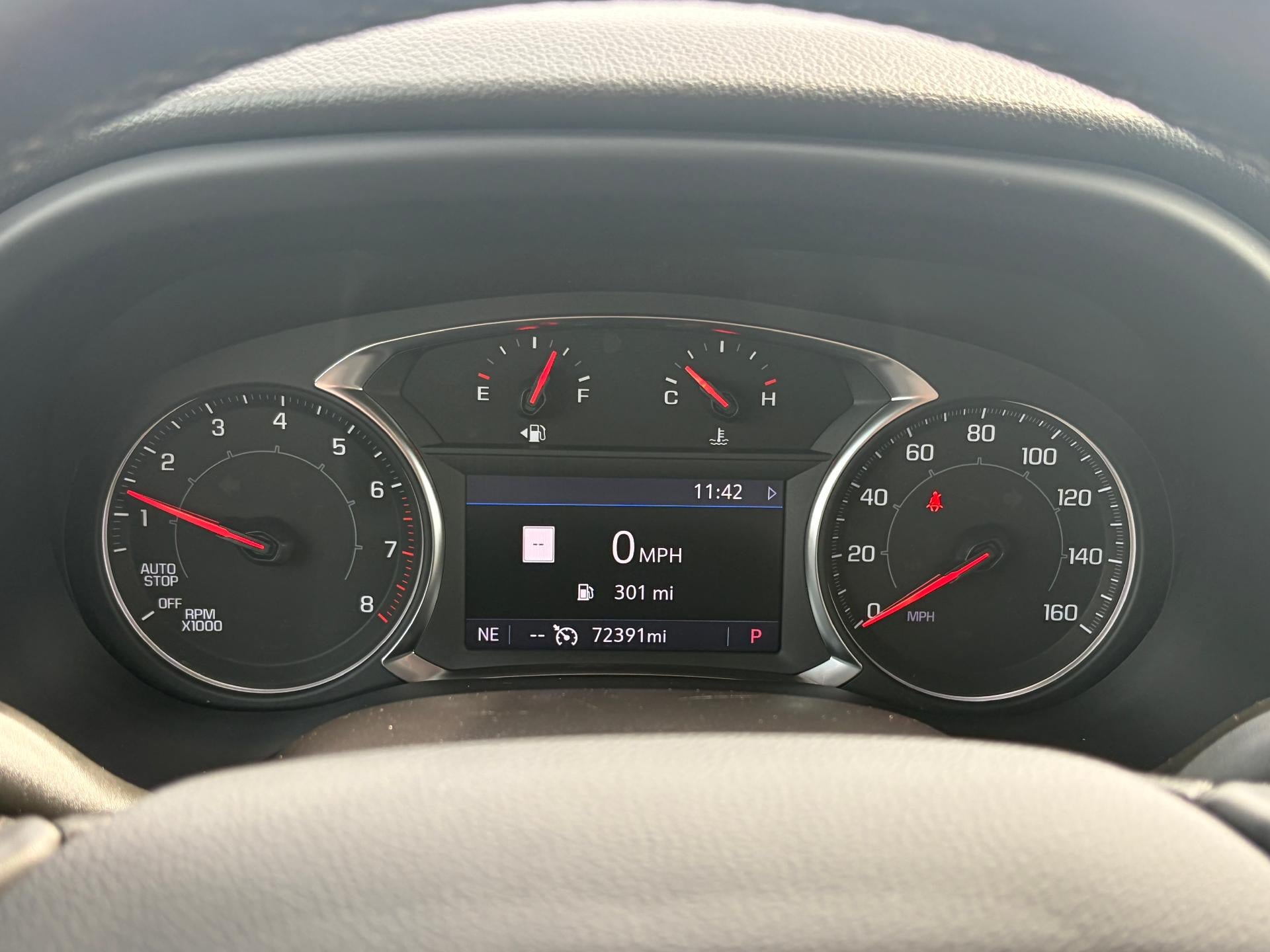 Used 2023 GMC Acadia SLT FWD image 21