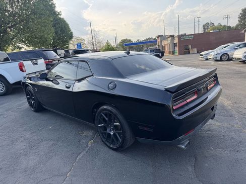 Used 2015 Dodge Challenger R/T Scat Pack w/ Leather Interior Group RWD image 7