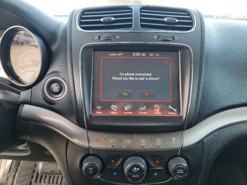 Used 2020 Dodge Journey Crossroad image 22