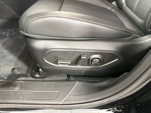 New 2026 Jeep Cherokee Limited AWD/4WD image 19