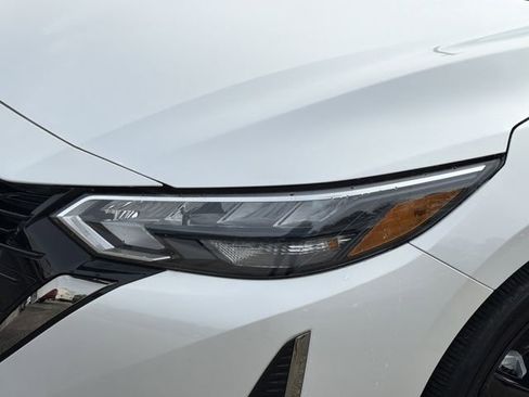 Certified 2024 Nissan Sentra SR w/ SR Premium Package image 31