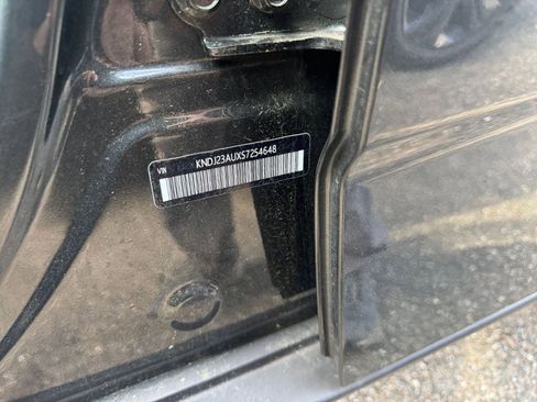 Used 2025 Kia Soul LX w/ LX Technology Package image 27