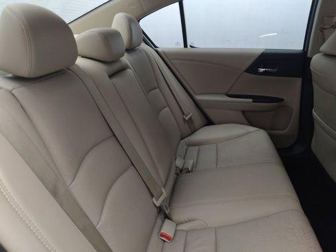 Used 2015 Honda Accord EX-L image 19