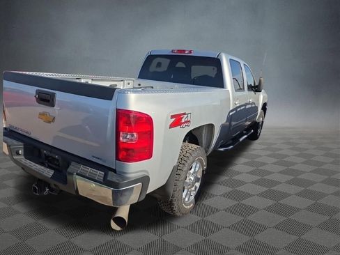 Used 2014 Chevrolet Silverado 3500 LT w/ Interior Plus Package AWD/4WD image 2