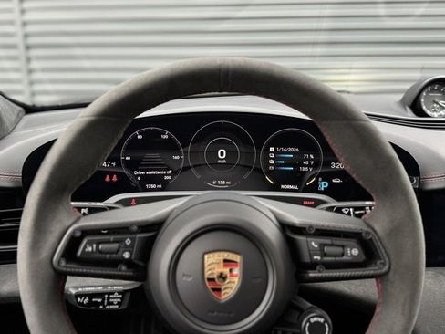 Used 2024 Porsche Taycan GTS image 21