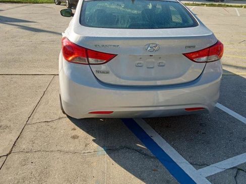 Used 2013 Hyundai Elantra Limited w/ Technology Pkg image 4