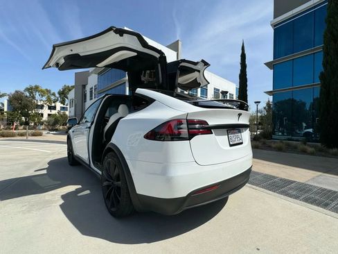 Used 2021 Tesla Model X Long Range AWD/4WD image 5