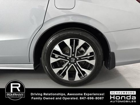 Certified 2026 Honda Odyssey Elite image 6