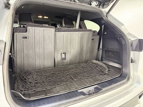 Used 2023 Toyota Highlander XSE image 23