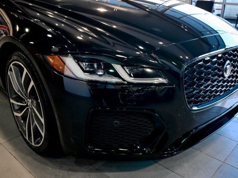 Used 2024 Jaguar XF R-Dynamic SE image 51