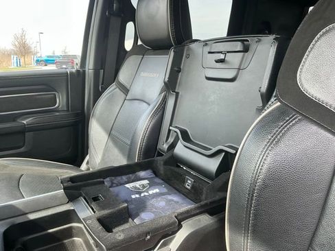 Used 2024 RAM 3500 Laramie w/ Night Edition image 31