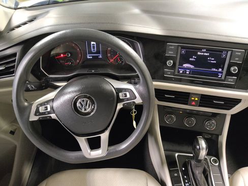Used 2019 Volkswagen Jetta S image 22