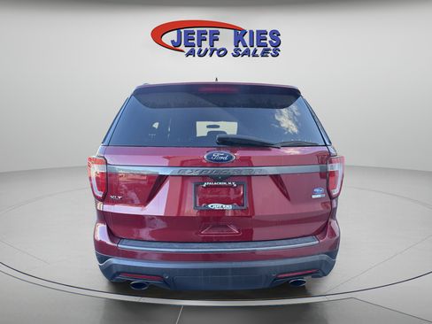 Used 2019 Ford Explorer XLT w/ XLT Sport Appearance Package image 6