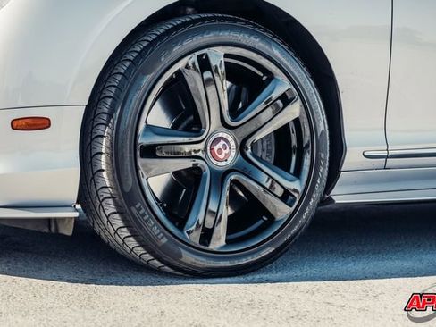 Used 2013 Bentley Continental GT image 62