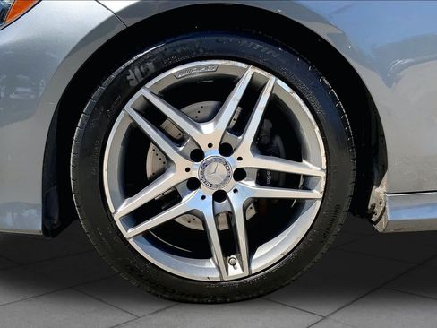 Used 2016 Mercedes-Benz E 350 4MATIC Wagon image 11