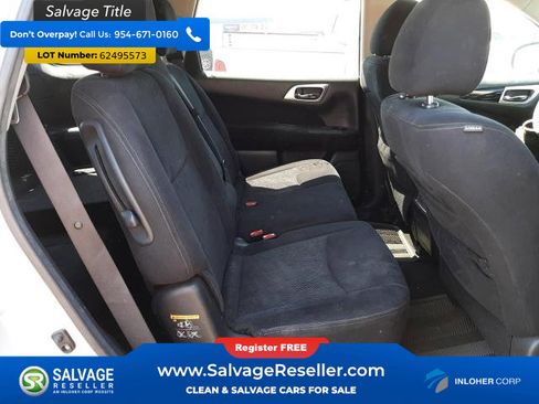 Used 2013 Nissan Pathfinder SV image 4