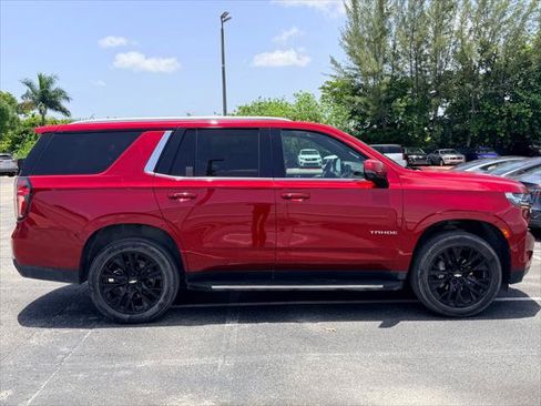 Used 2021 Chevrolet Tahoe LT w/ LT Signature Package RWD image 8