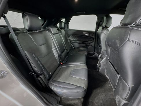 Used 2019 Ford Edge ST w/ Convenience Package image 27