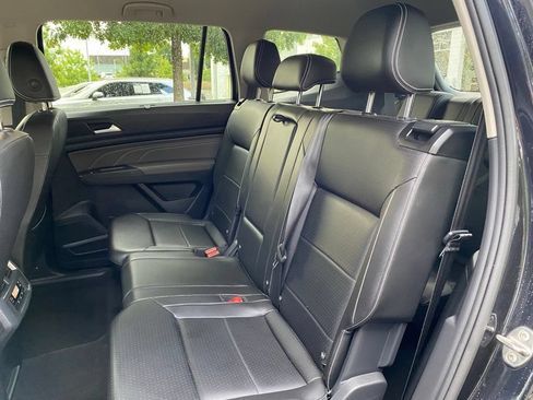 Used 2023 Volkswagen Atlas SE FWD image 25