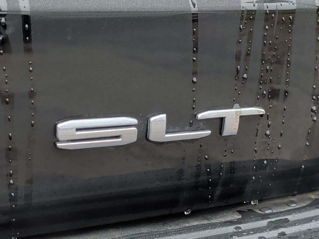 Used 2024 GMC Yukon XL SLT w/ SLT Luxury Package AWD/4WD image 45