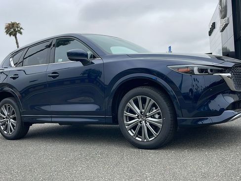 New 2025 MAZDA CX-5 Signature image 1