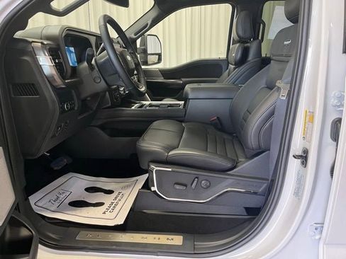 New 2026 Ford F250 Platinum AWD/4WD image 4