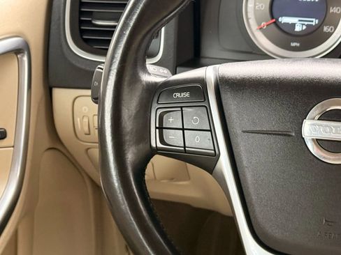 Used 2013 Volvo S60 T5 image 28