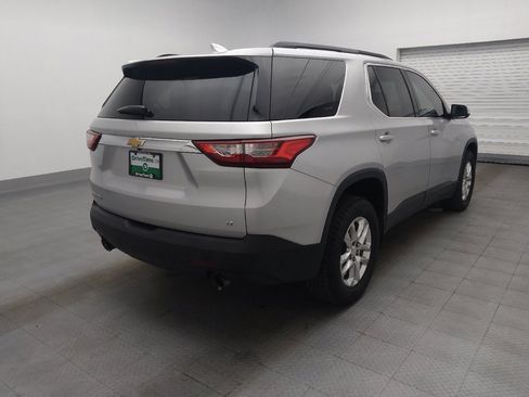 Used 2019 Chevrolet Traverse LT FWD image 9