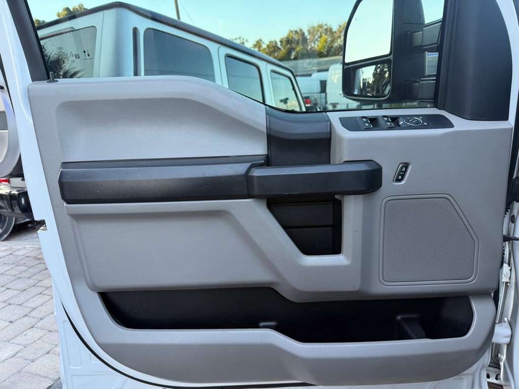 Used 2020 Ford F350 XL w/ Power Equipment Group RWD image 31