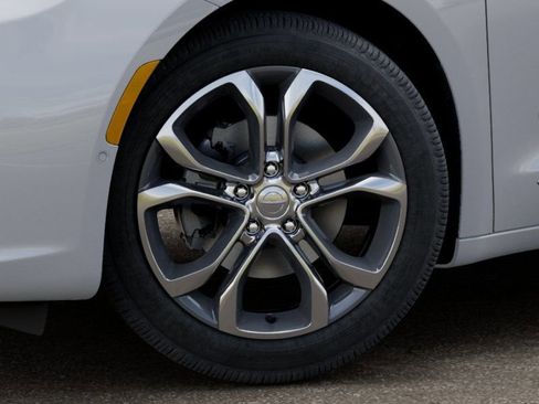 New 2025 Chrysler Pacifica Pinnacle w/ Trailer Tow Group image 8