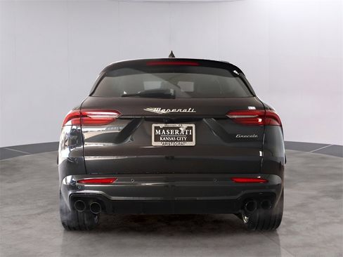 New 2025 Maserati Grecale Modena image 7
