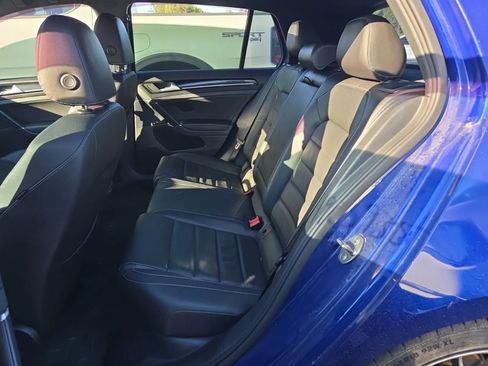 Used 2015 Volkswagen Golf R 4-Door AWD/4WD image 6