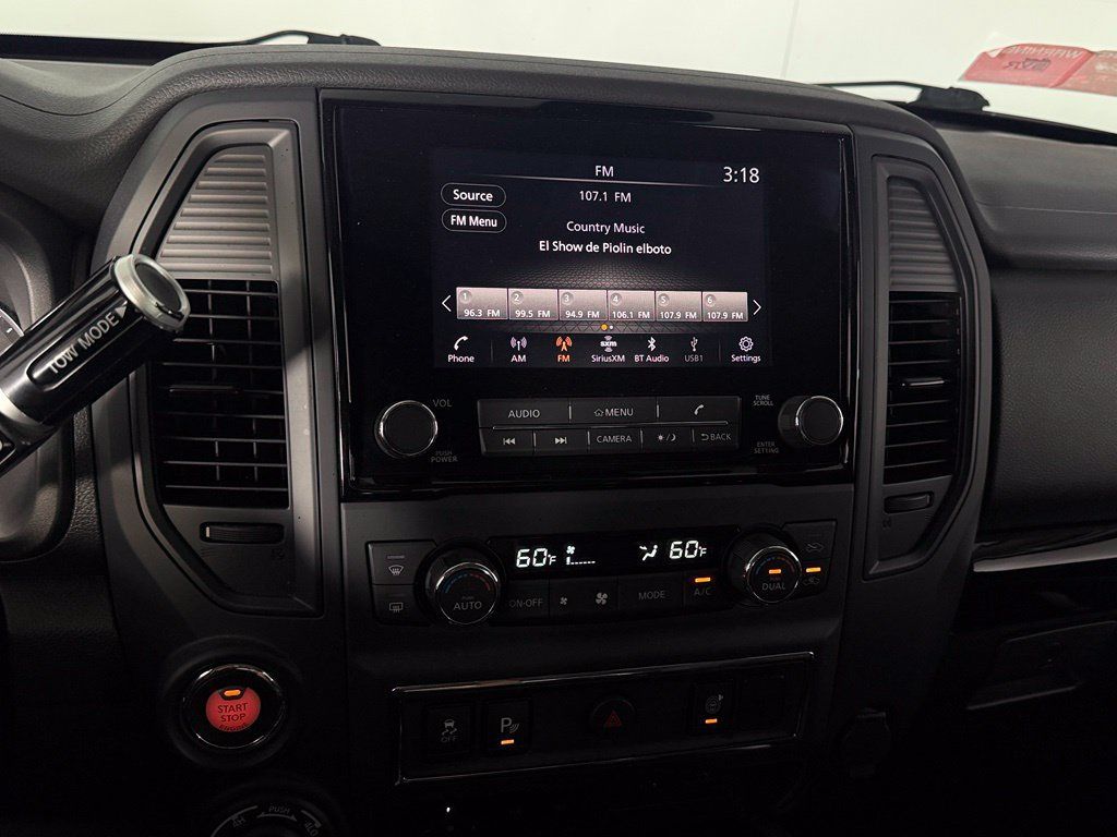 Used 2024 Nissan Titan SV w/ SV Convenience Package AWD/4WD image 19