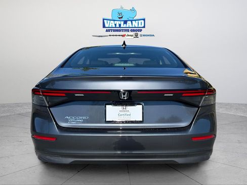 Certified 2025 Honda Accord SE image 4