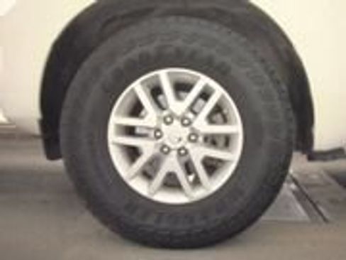 Used 2019 Nissan Frontier SV AWD/4WD image 19