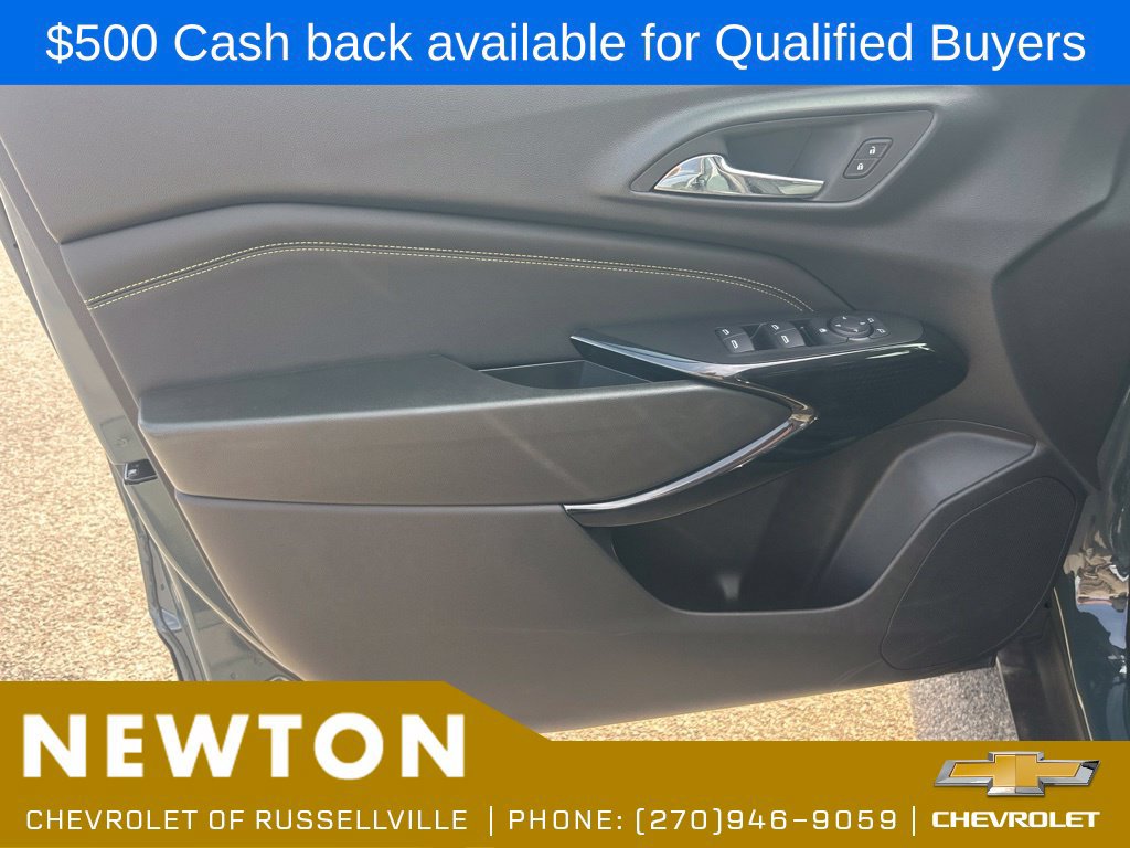 New 2026 Chevrolet Trax LT w/ Driver Confidence Package FWD image 8
