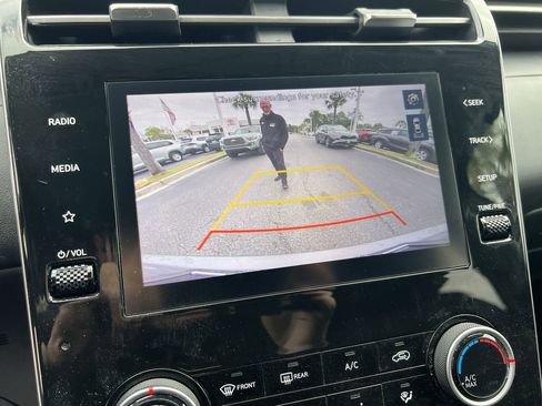 Used 2022 Hyundai Tucson SEL image 25