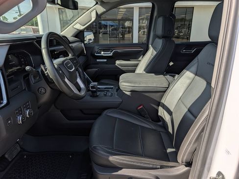 Used 2024 GMC Sierra 1500 Denali AWD/4WD image 28