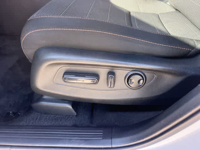 Certified 2025 Honda CR-V Sport image 31